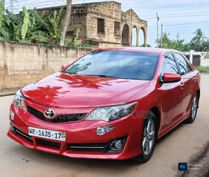 Toyota Camry 2014 Red