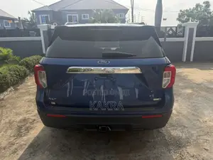 Ford Explorer Base 4x4 2020 Blue