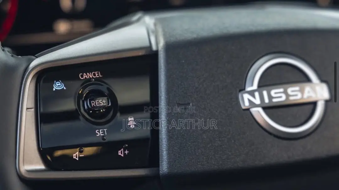 New Nissan Rogue Platinum AWD 2026 Gray