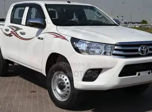 New Toyota Hilux 2025 White