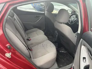 Hyundai Elantra 2015 Red
