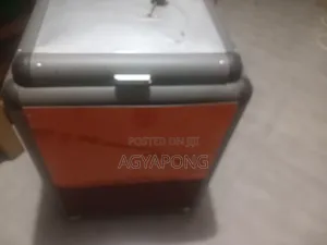 Pop Corn Machine