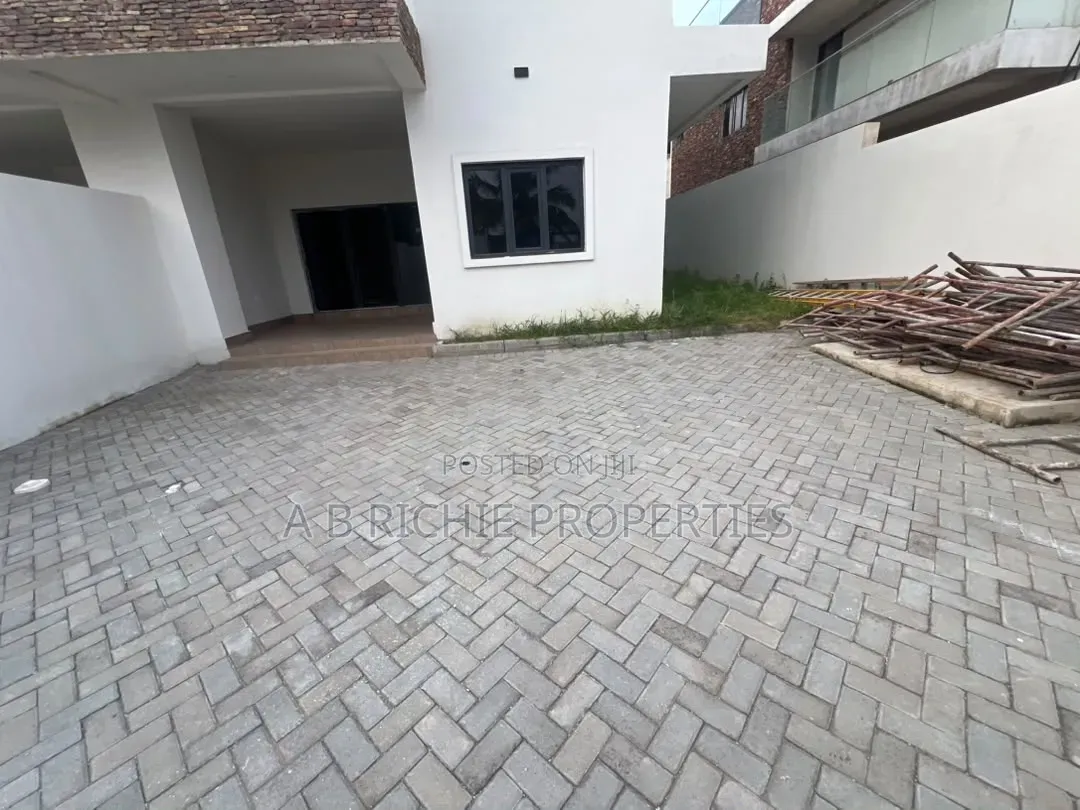 3bdrm House in Ab Richie Properties, Airport Residential Area for sale