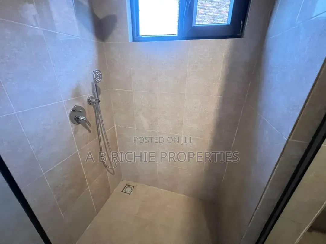 3bdrm House in Ab Richie Properties, Airport Residential Area for sale