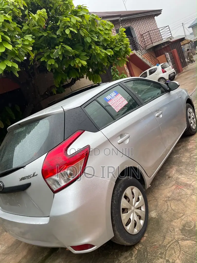 Toyota Yaris 2014 Silver