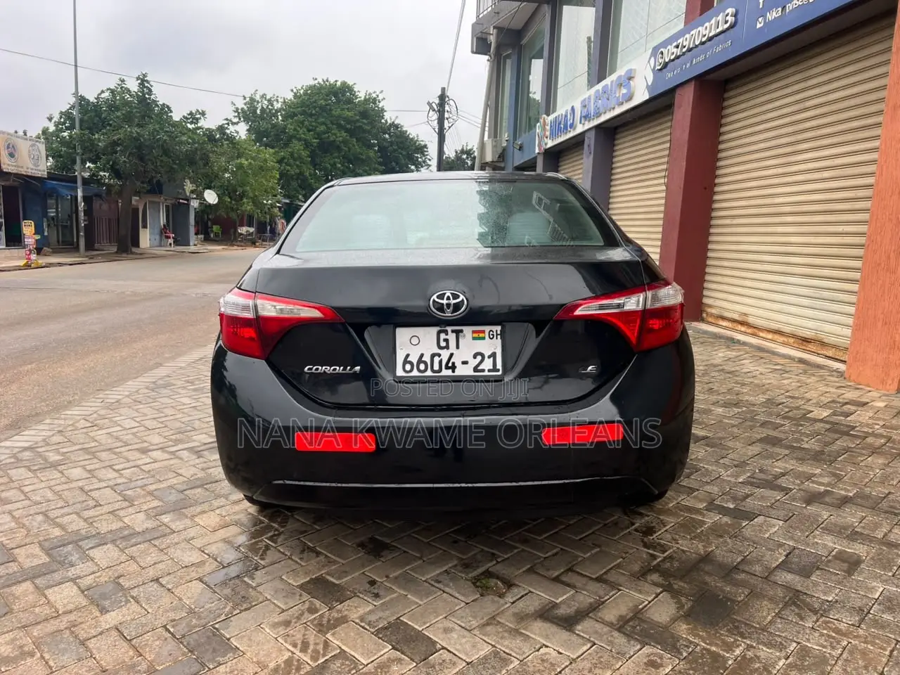 Toyota Corolla LE 4dr Sedan (1.8L 4cyl CVT) 2015 Black