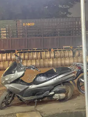 Honda 2022 Gray
