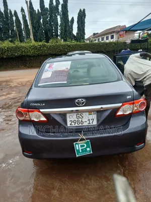 Toyota Corolla 2010 Gray