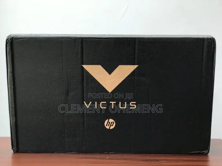 New Laptop HP Victus 16 16GB Intel Core i7 SSD 512GB