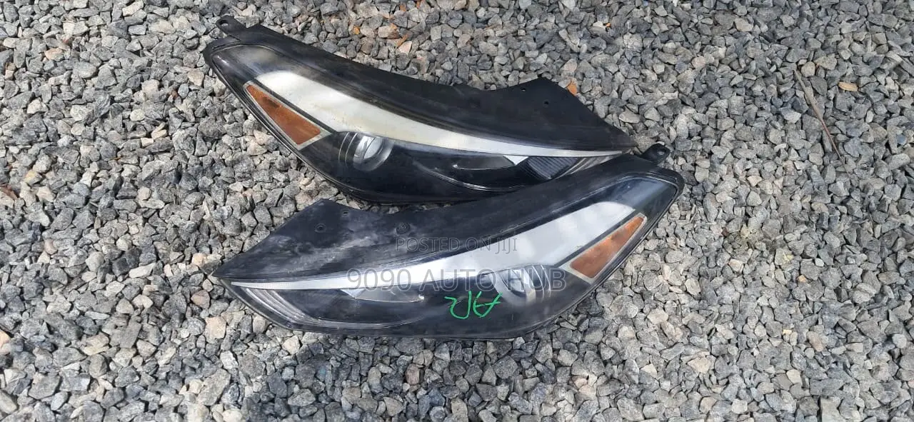 2017 Hyundai Tucson Headlight (Foreign Used – Premium OEM)