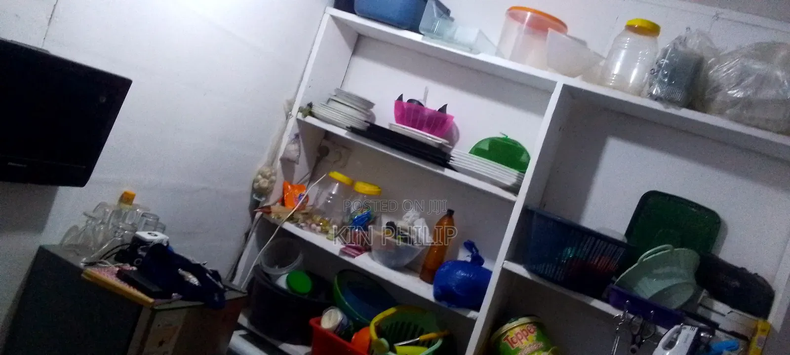 Container Shop for Rent