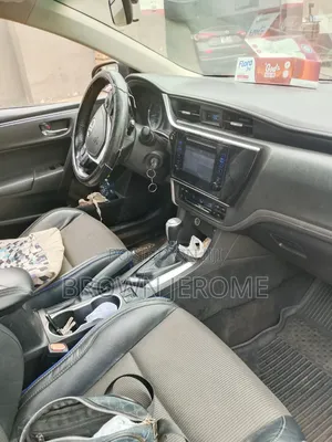 Toyota Corolla 2018 Blue