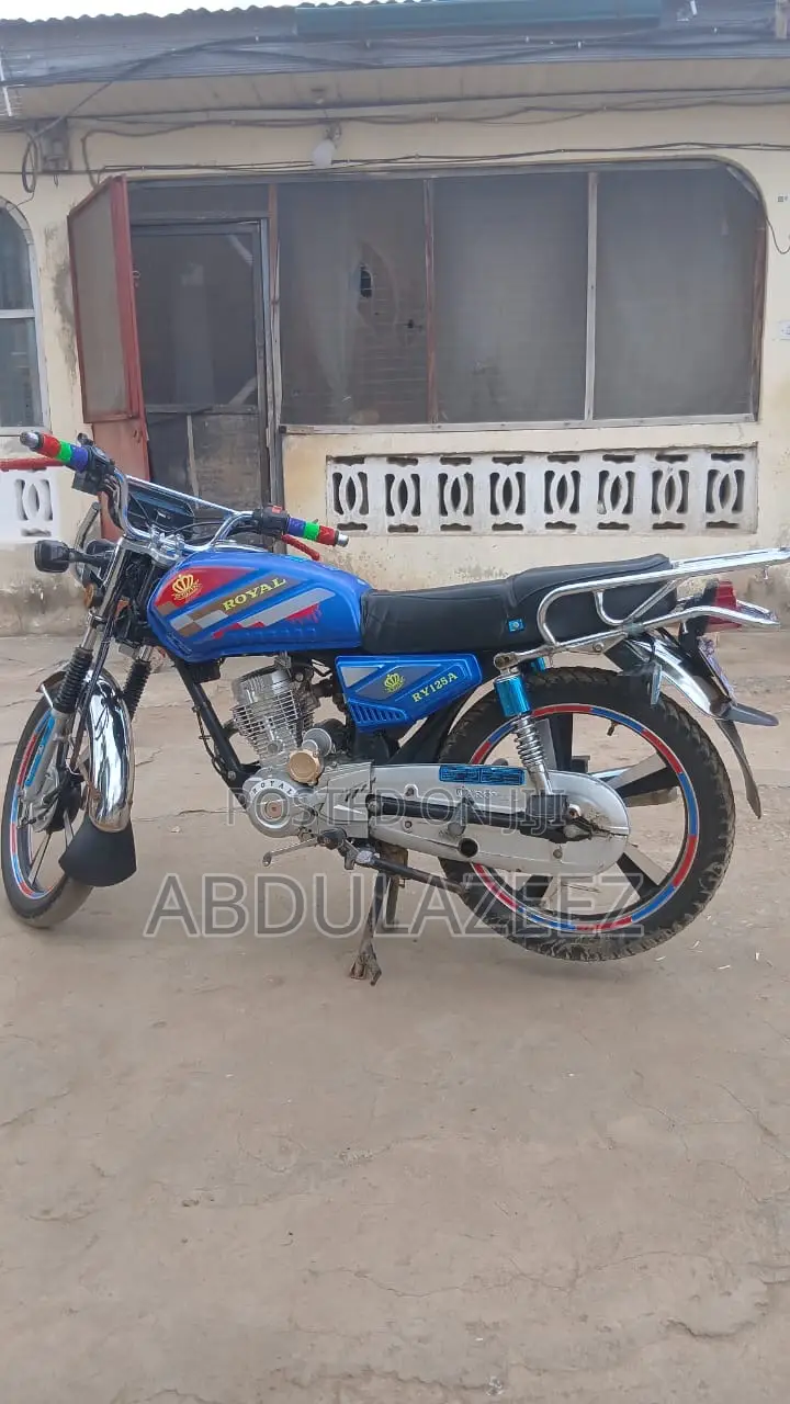 Royal RY125 2025 Blue