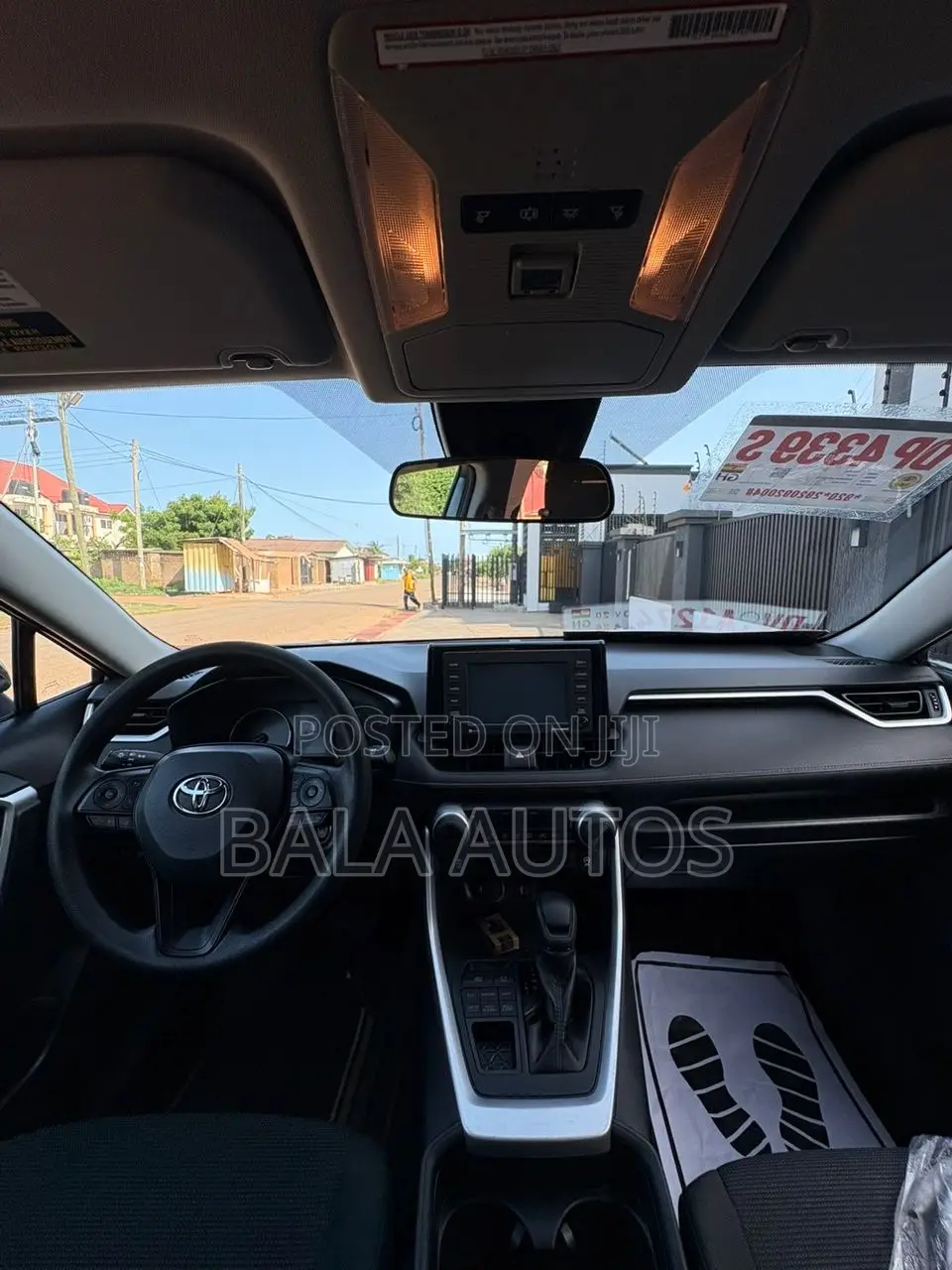 Toyota RAV4 XLE AWD 2020 Gray