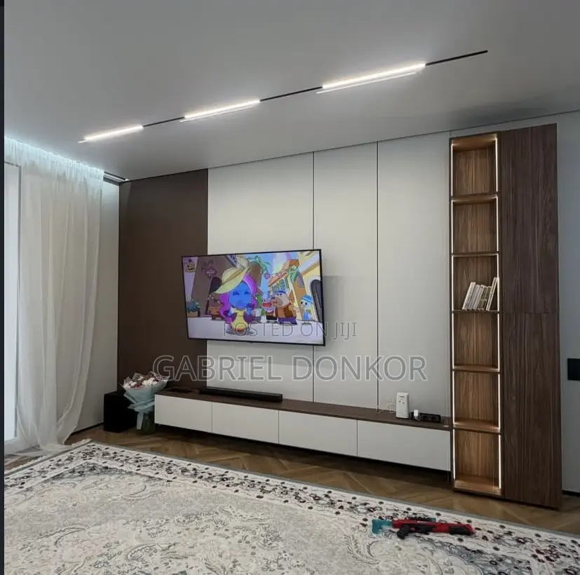 Executive TV Unit