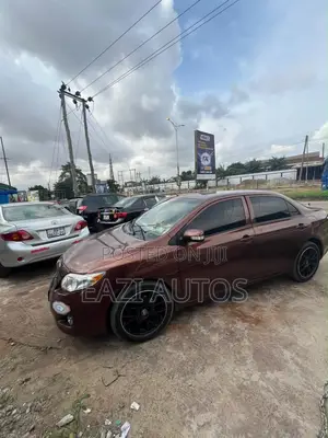 Toyota Corolla 2010 Brown