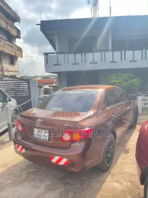 Toyota Corolla 2010 Brown