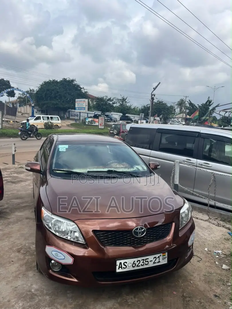 Toyota Corolla 2010 Brown