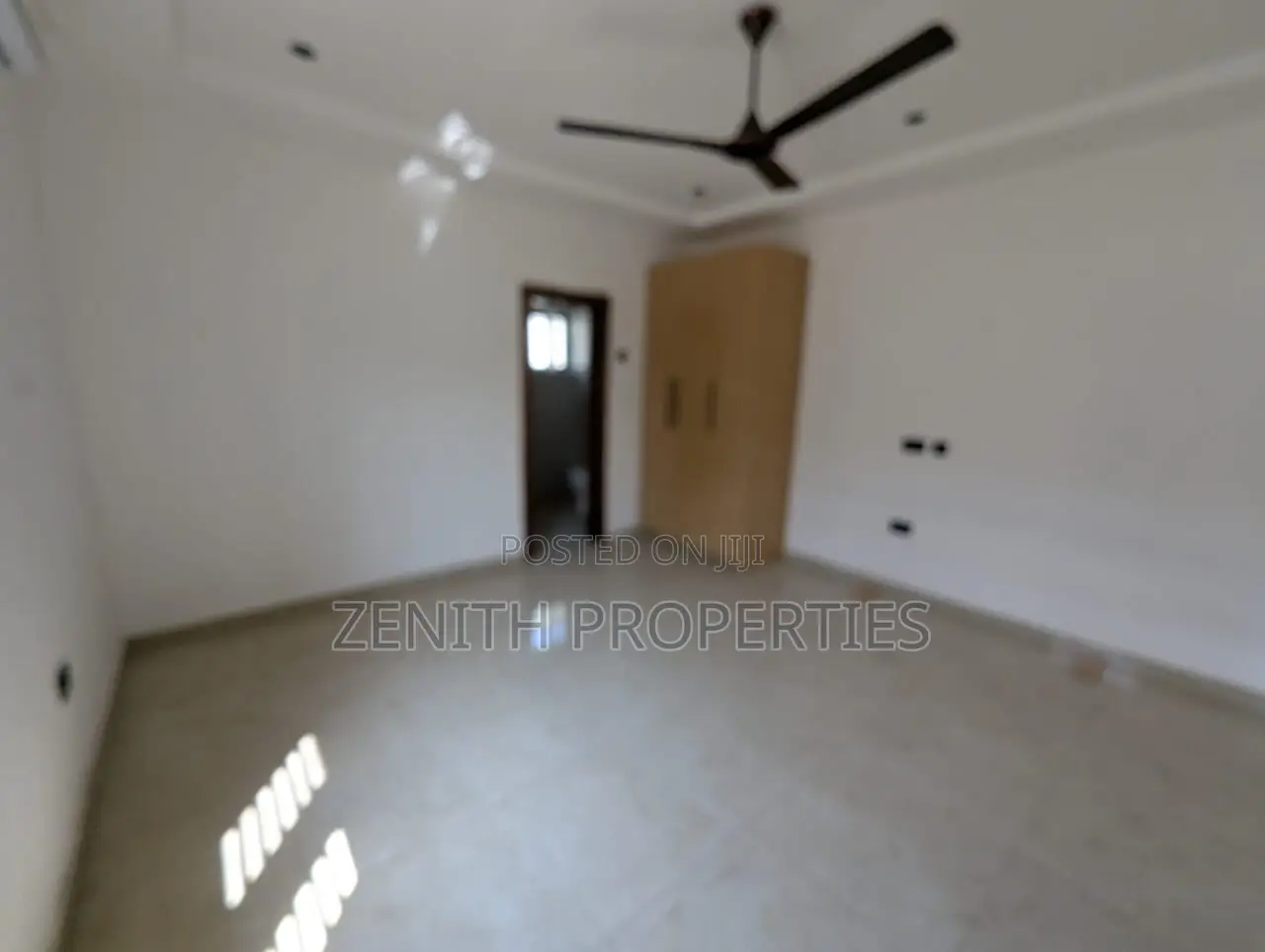 3bdrm Townhouse / Terrace in Zenith Properties, Achimota for rent