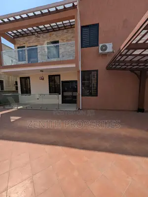 3bdrm Townhouse / Terrace in Zenith Properties, Achimota for rent