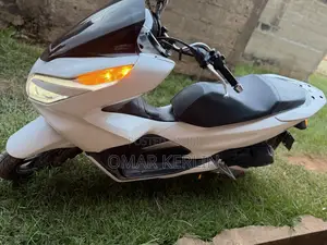 Honda 2020 White