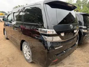 Toyota Vellfire Z 2.4 FWD 7-Seater 2010 Black