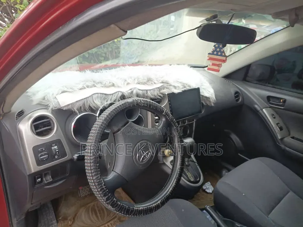Pontiac Vibe 2008 Red