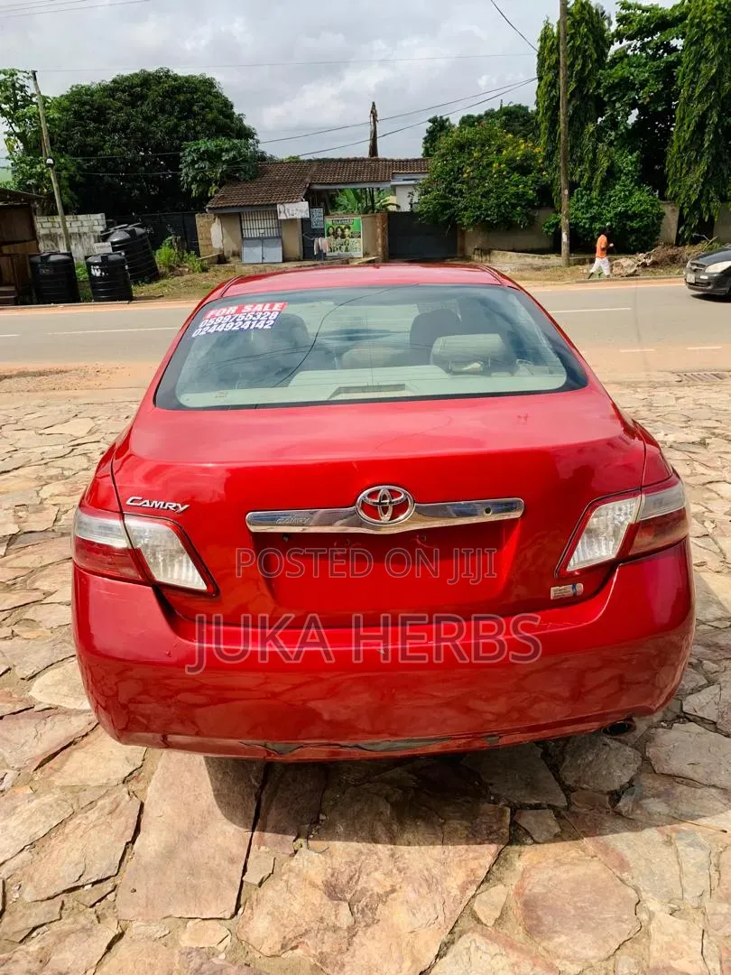 Toyota Camry 2011 Red