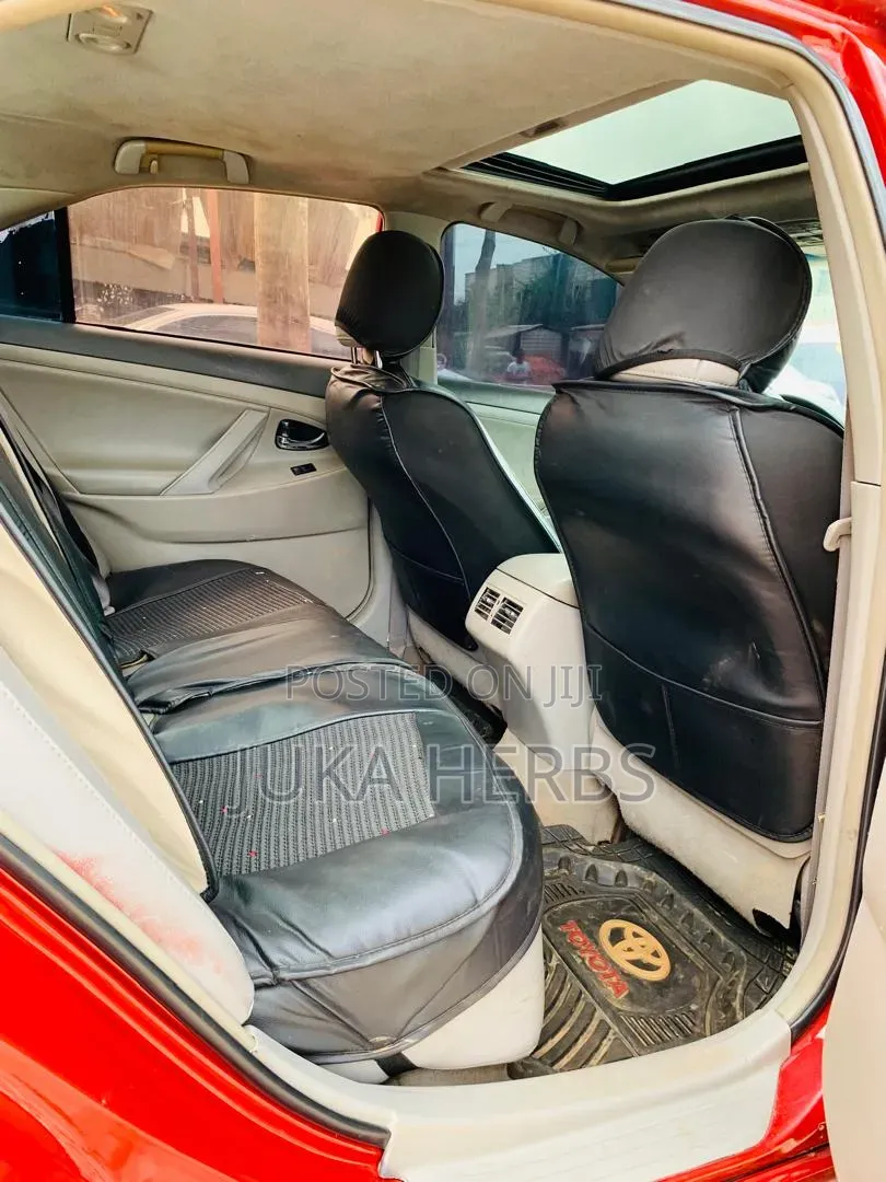 Toyota Camry 2011 Red