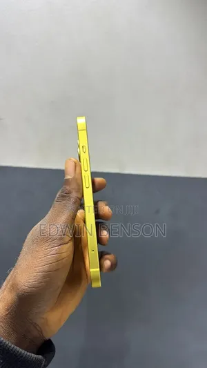 Apple iPhone 14 128 GB Yellow