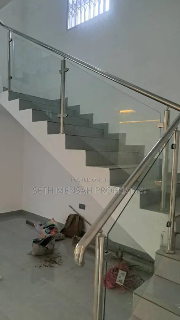4bdrm House in 4 Bedroom House For, Police Station for sale