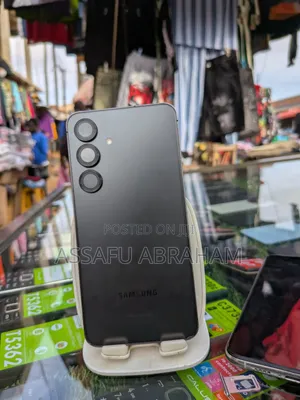 Samsung Galaxy S24 128 GB Gray