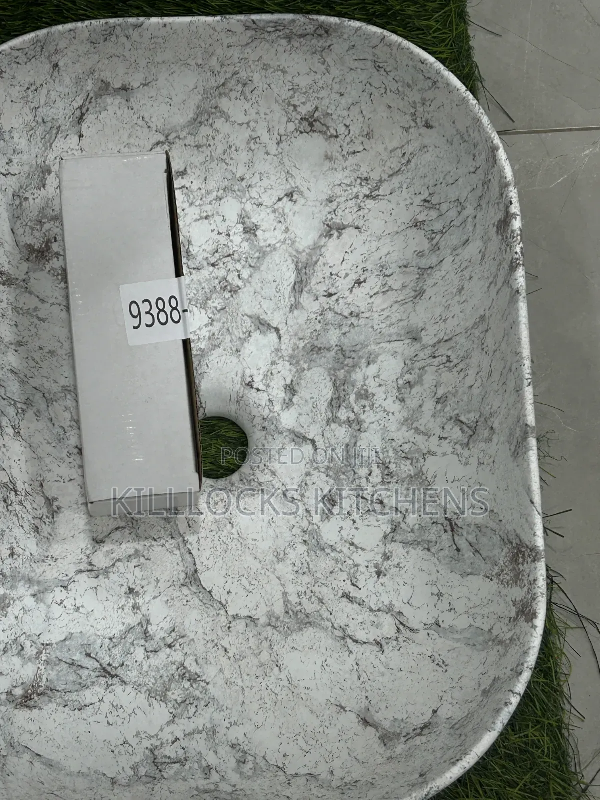 Grey Mix With White Basin / Pedicure Sink