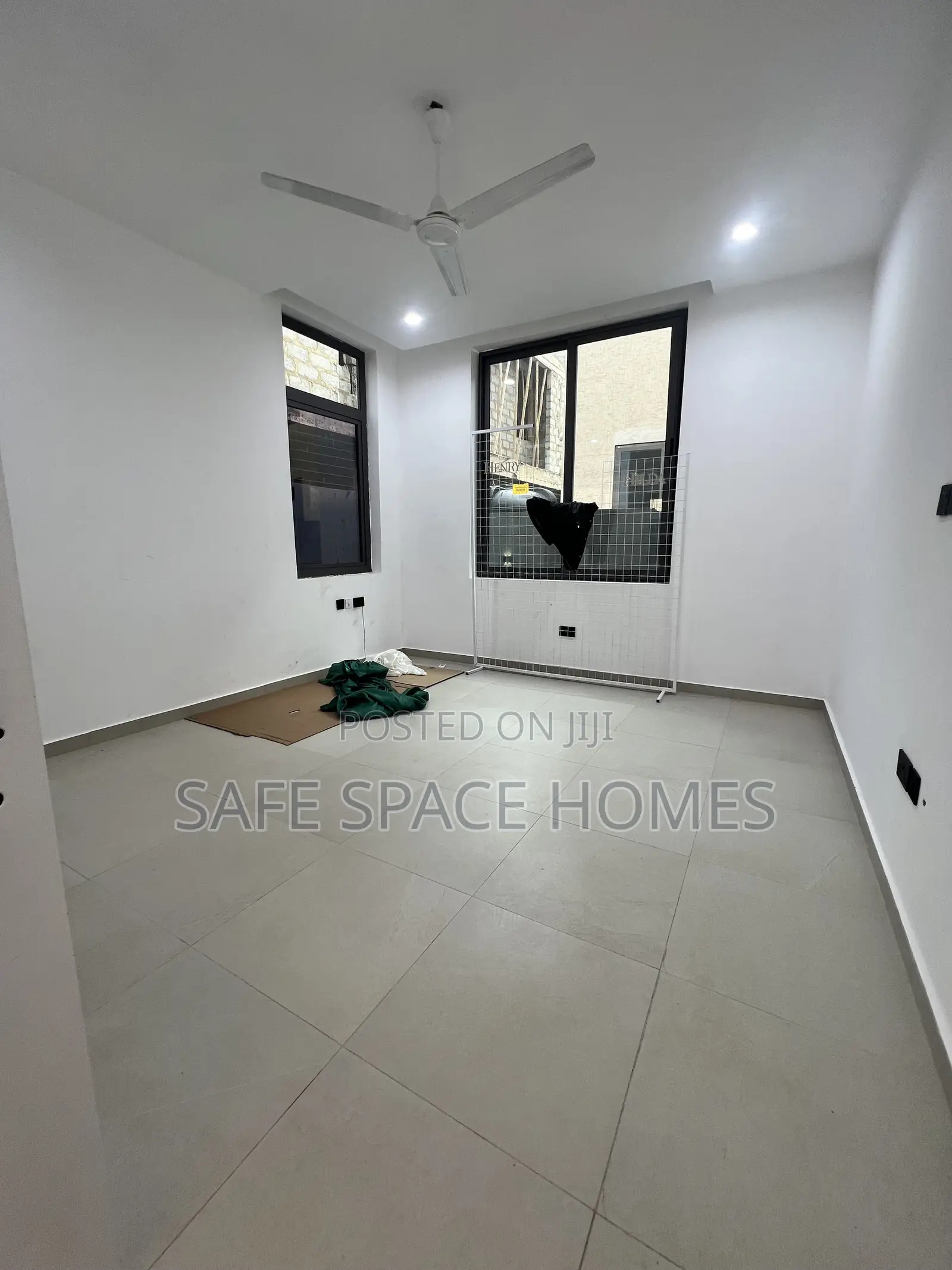 4bdrm Duplex in Burma Camp for rent
