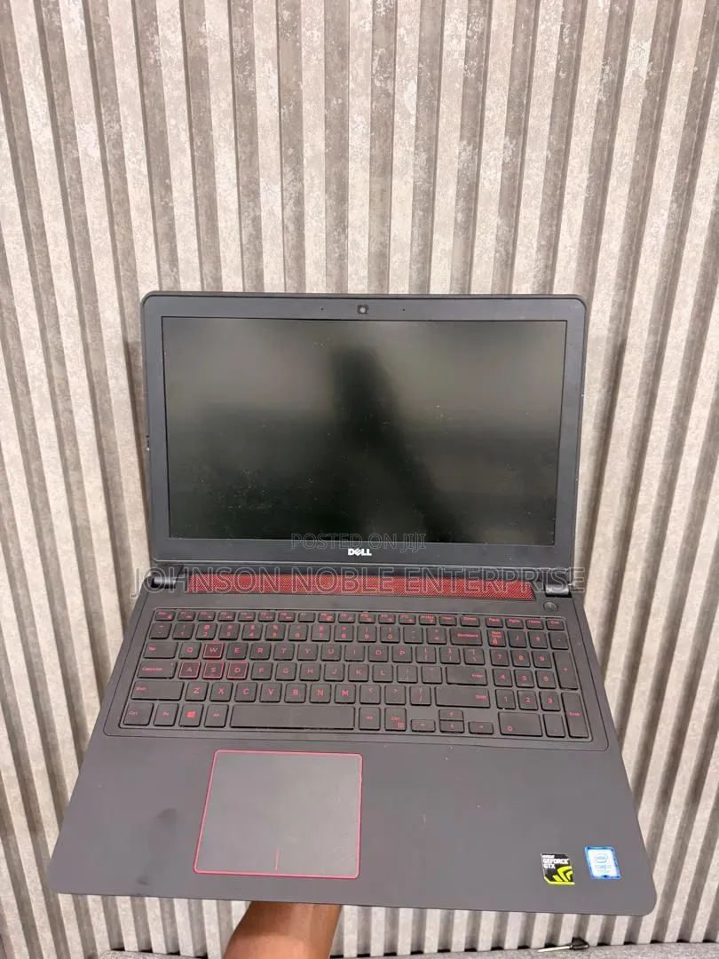 Laptop Dell Inspiron 15 16GB Intel Core i7 HDD+SSD 256GB