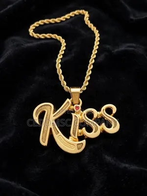 Beautiful Elegant Necklace