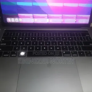 Laptop Apple MacBook Pro 2019 16GB Intel Core i5 SSD 128GB