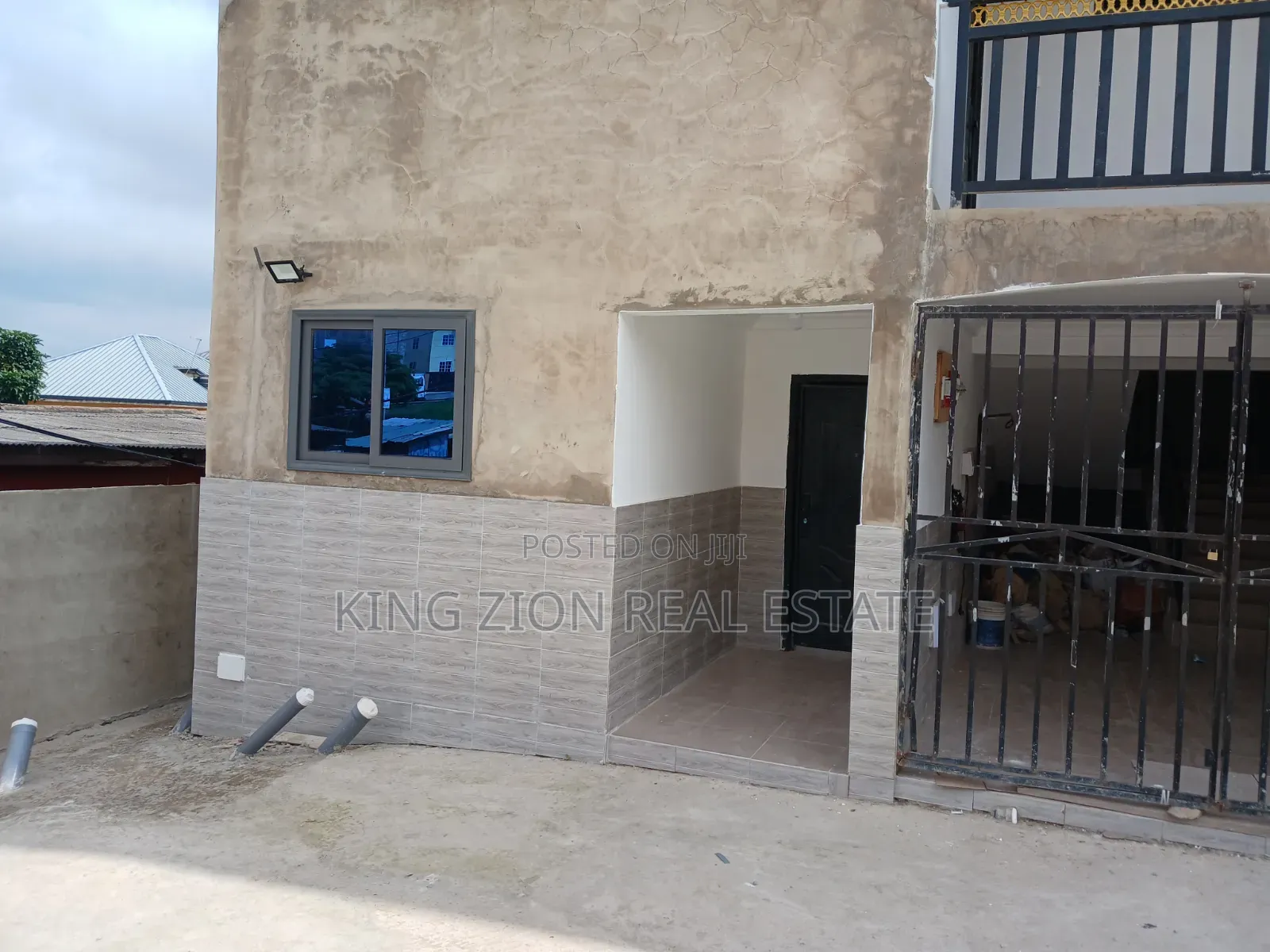 2bdrm Apartment in Kingzion Real, NIC for rent