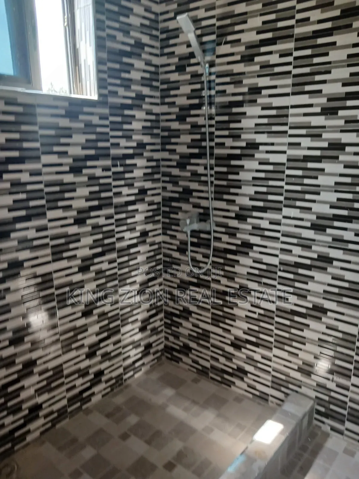 2bdrm Apartment in Kingzion Real, NIC for rent