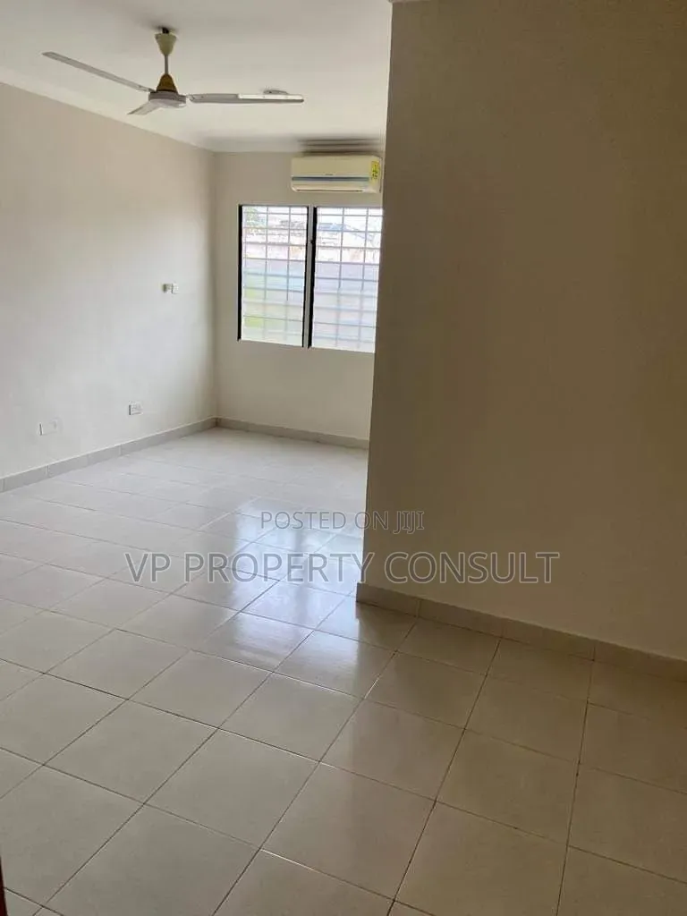 3bdrm House in North Kaneshie for rent