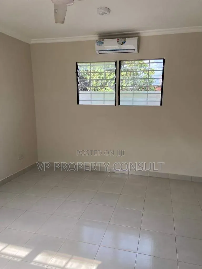 3bdrm House in North Kaneshie for rent