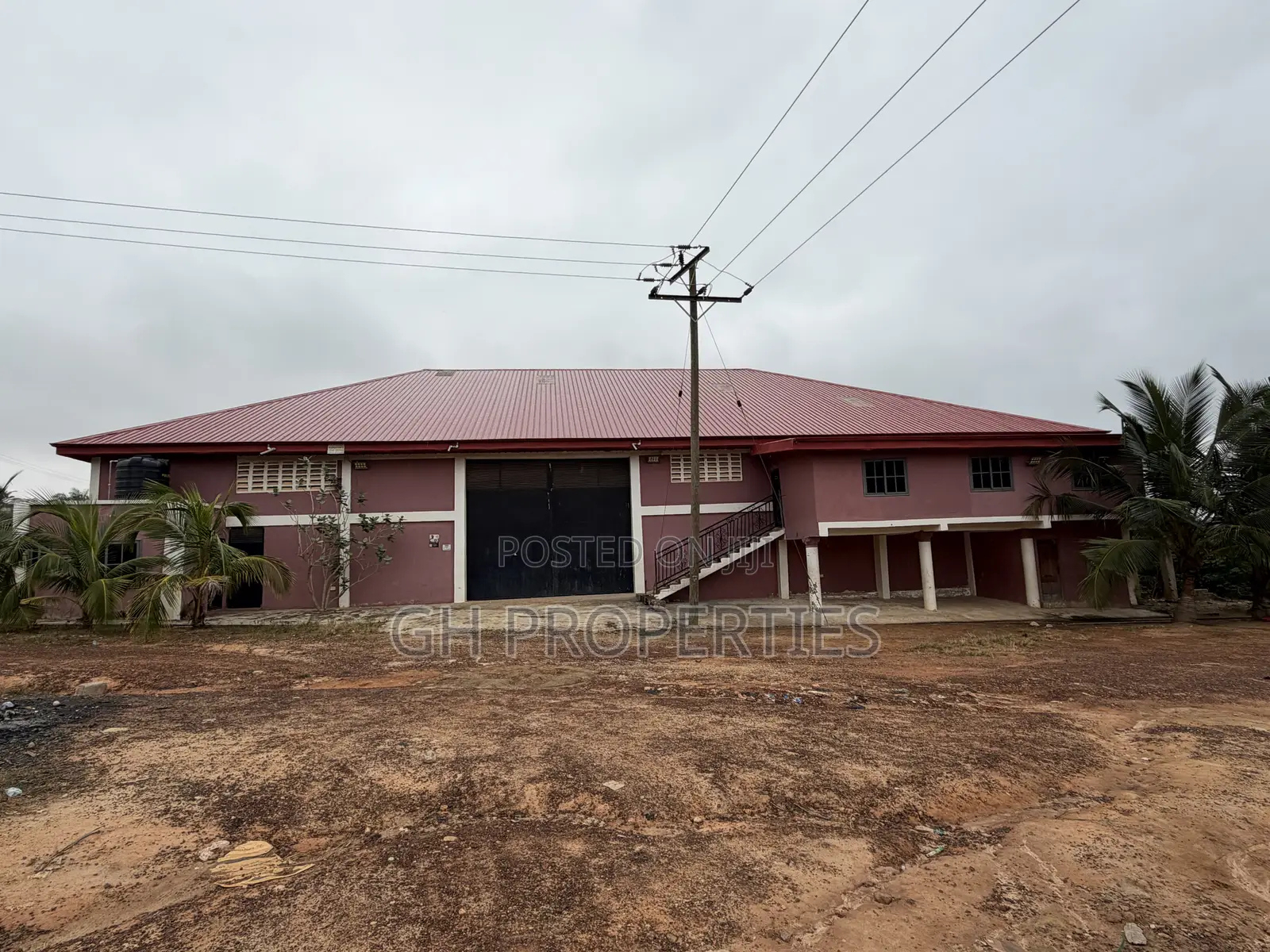 Warehouse for Sale at Sokoban Wood Village Area.
