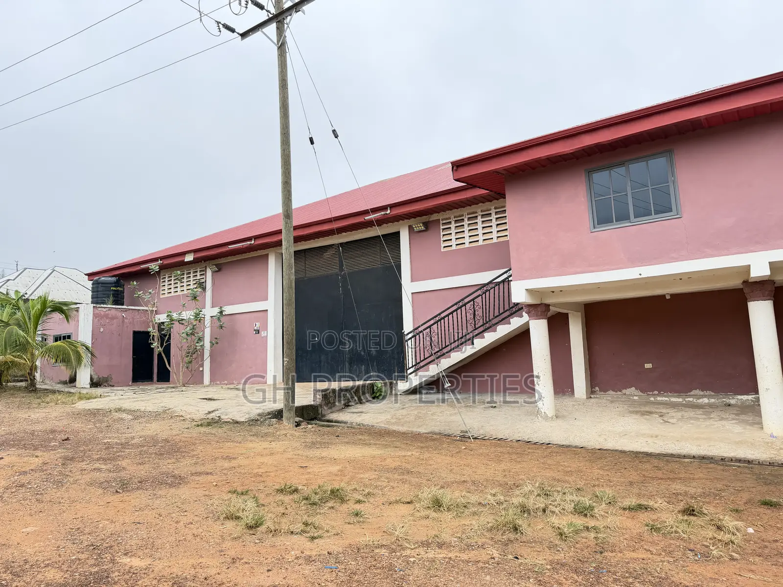 Warehouse for Sale at Sokoban Wood Village Area.