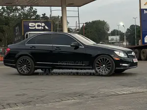 Mercedes-Benz C250 2013 Black