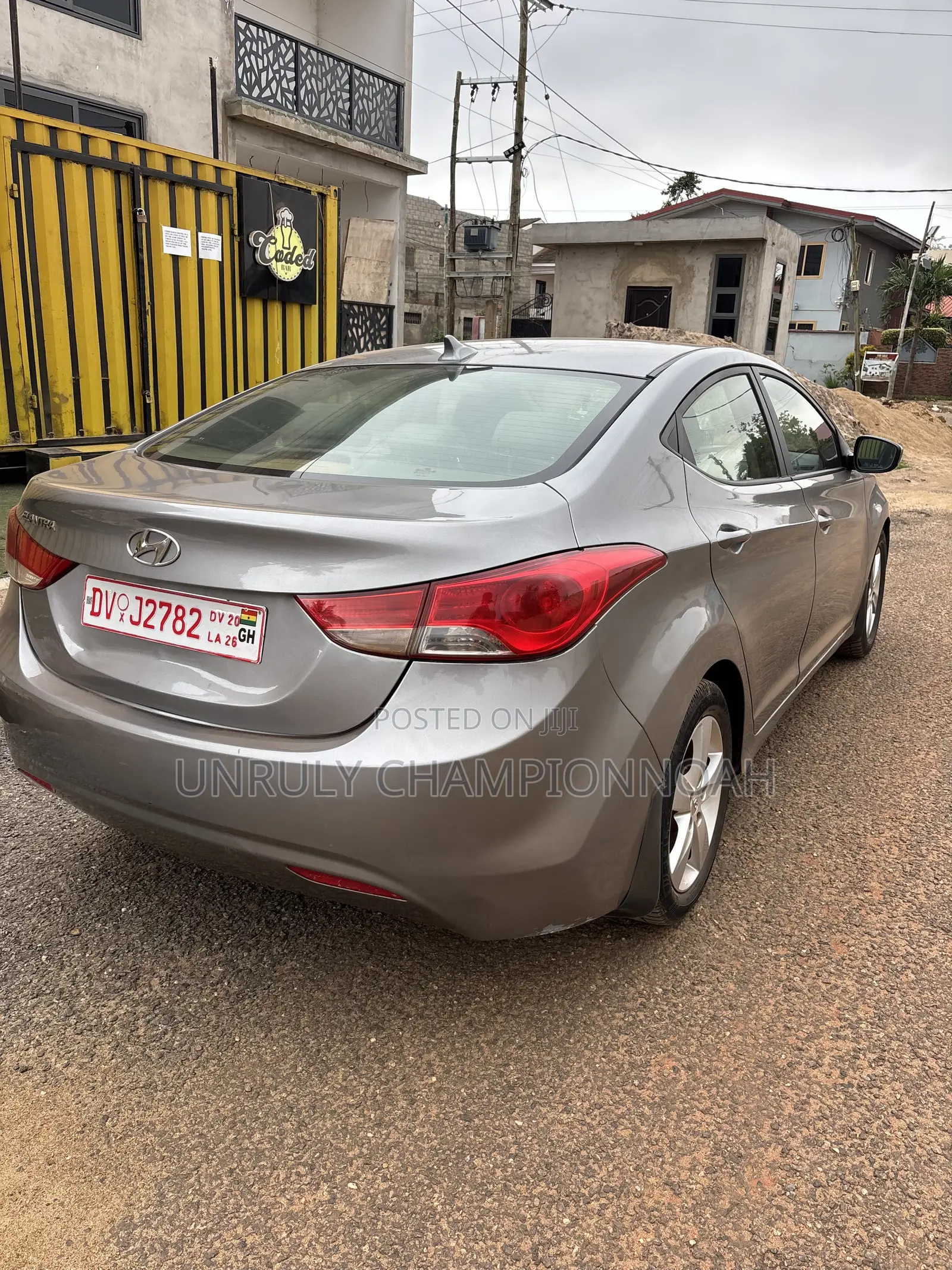 Hyundai Elantra GLS Sedan FWD (1.8L 4cyl 6A) 2013 Gray