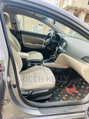 Hyundai Elantra Sport Sedan FWD (1.6L 4cyl 6M) 2017 Gray