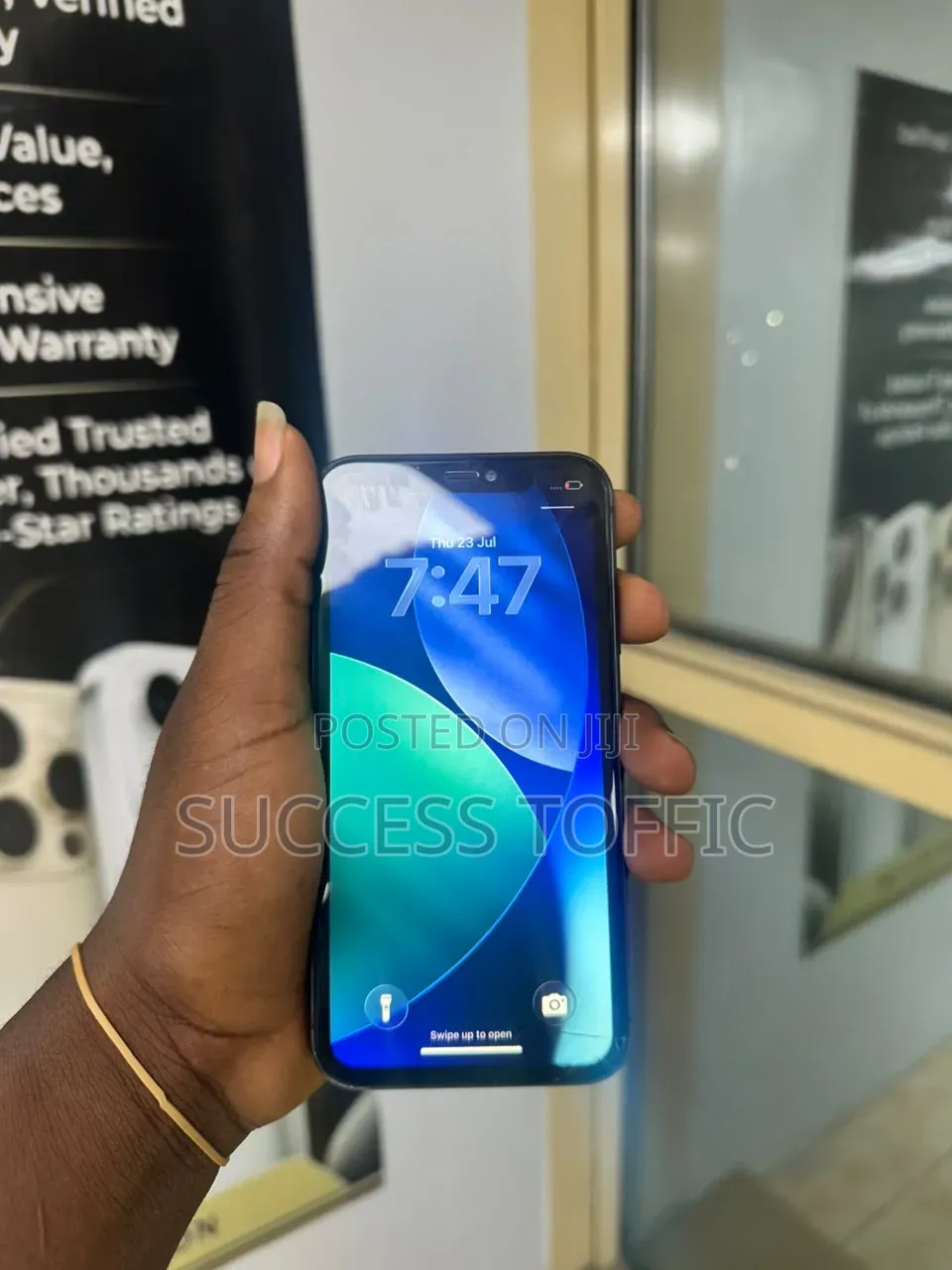 Apple iPhone 11 64 GB Black