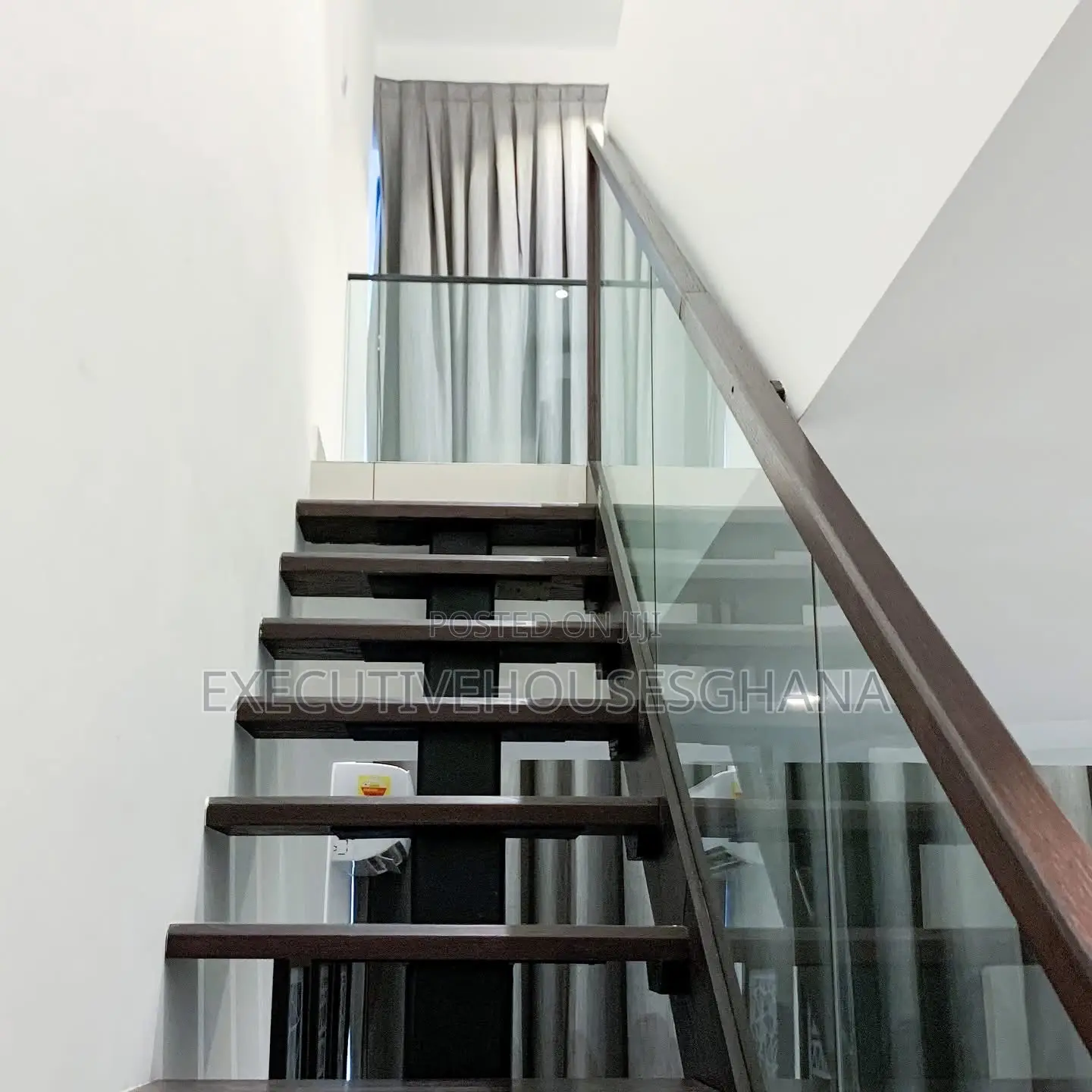 1bdrm Duplex in Cantonments for sale