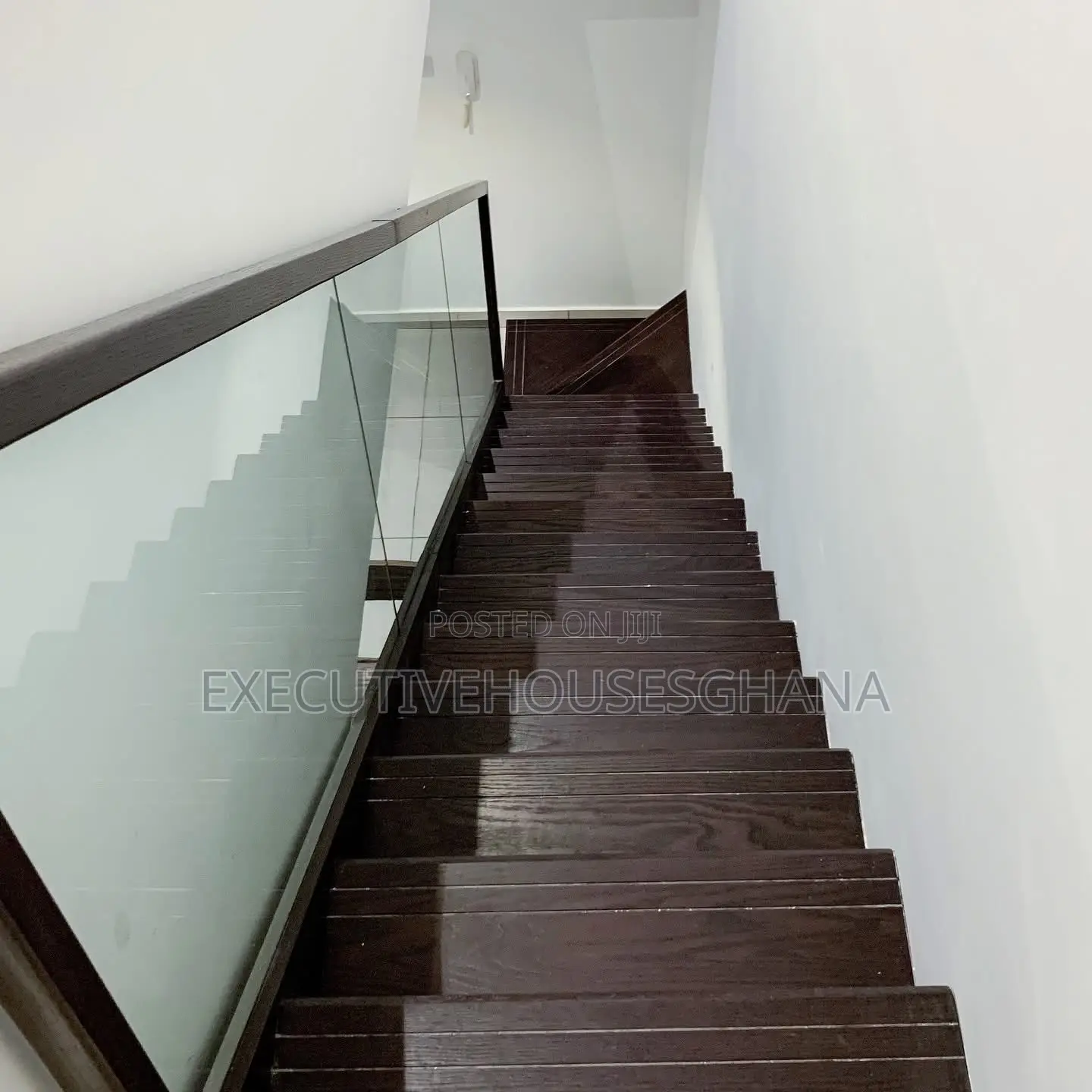 1bdrm Duplex in Cantonments for sale