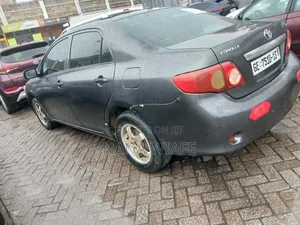 Toyota Corolla LE 4dr Sedan (1.8L 4cyl 4A) 2010 Gray
